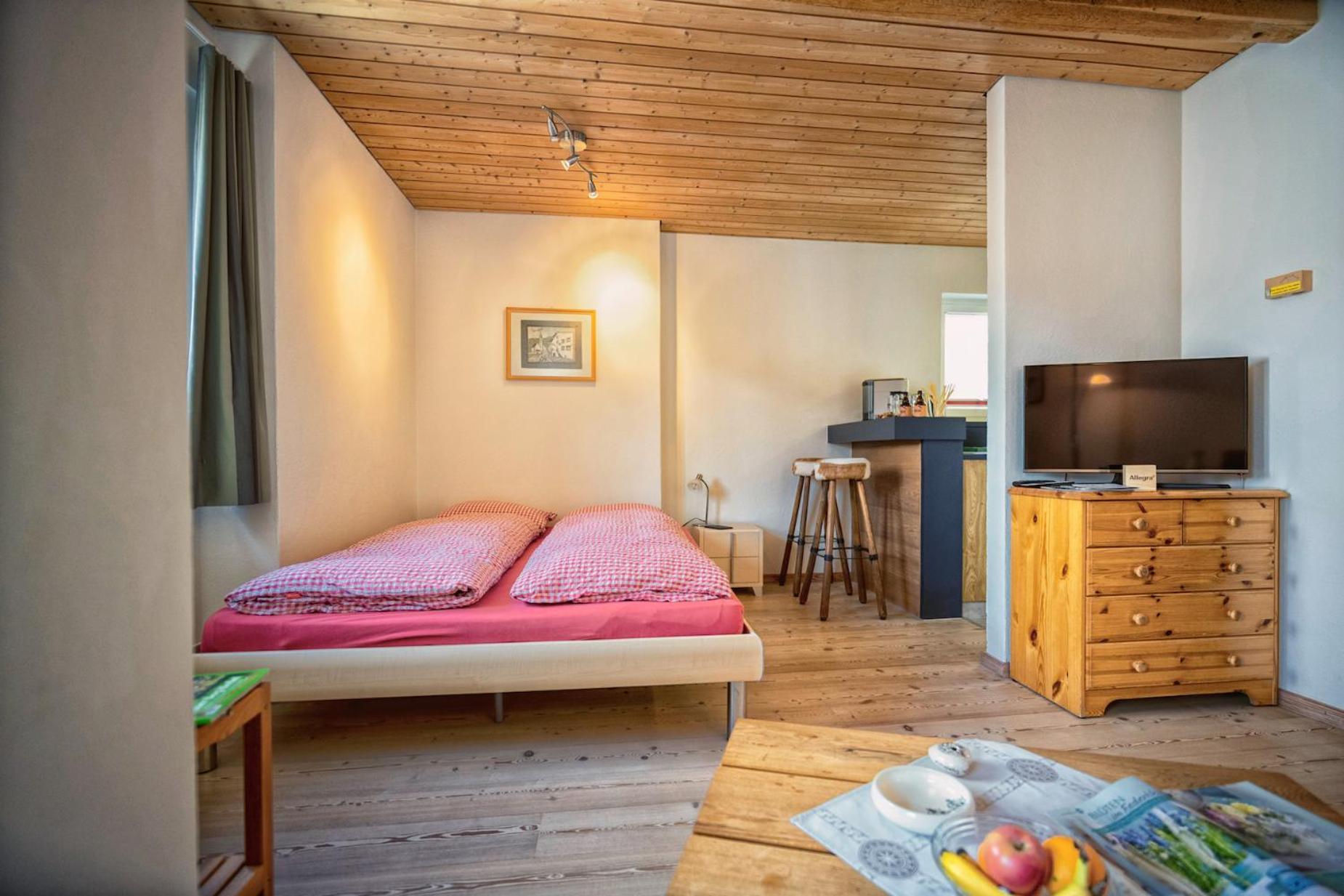 Chasa Gisep Apartment Scuol Exterior foto