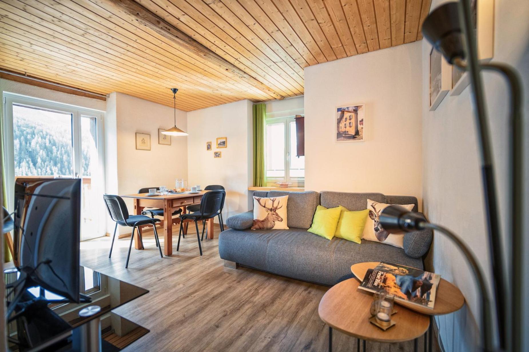 Chasa Gisep Apartment Scuol Exterior foto